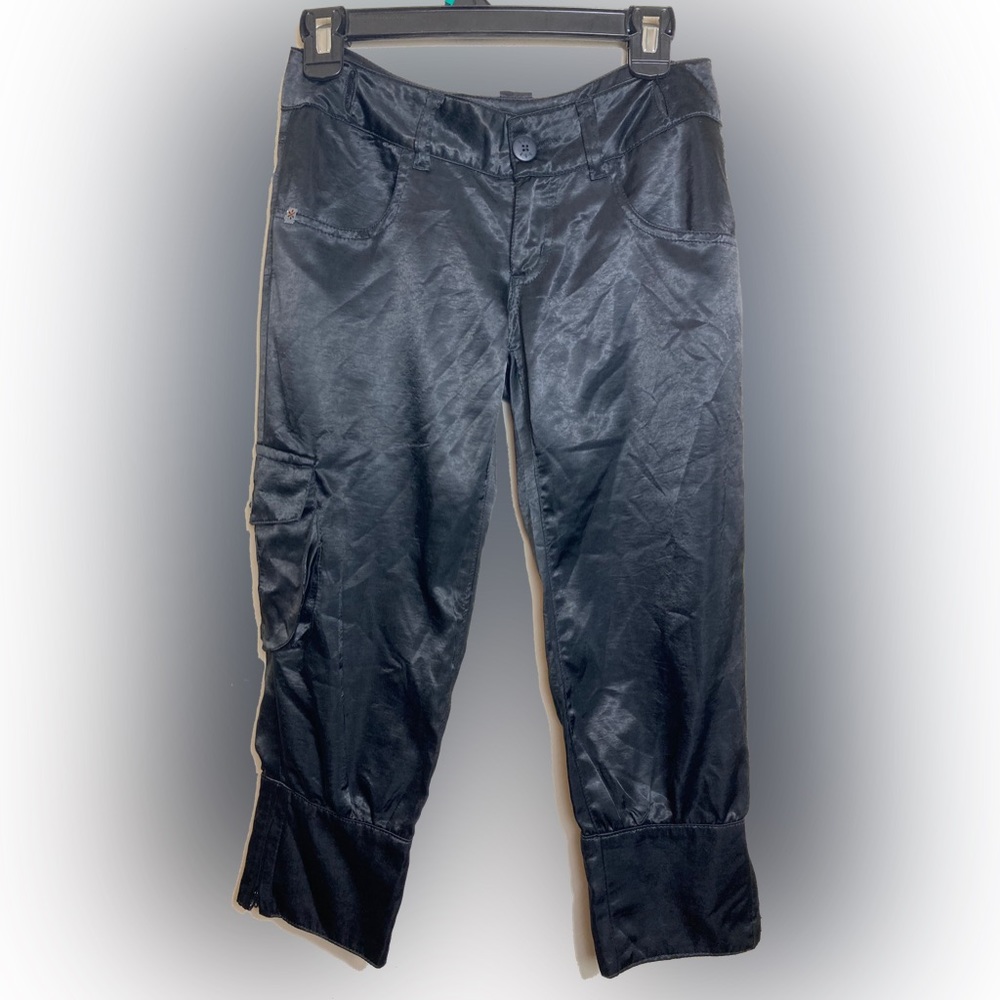 B62 Vintage Satin Cargo Capris Black Size Medium